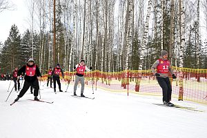 Лыжная эстафета - первый этап XI спартакиады АПЗ, посвященной 80-летию Великой Победы