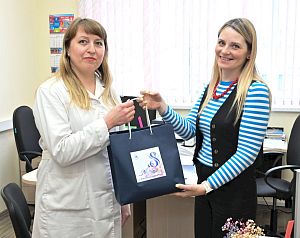 В канун 8 Марта на АПЗ прошел традиционный розыгрыш призов для женщин