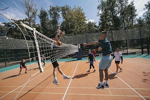 Турнир по парковому волейболу