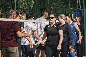 Турнир по парковому волейболу